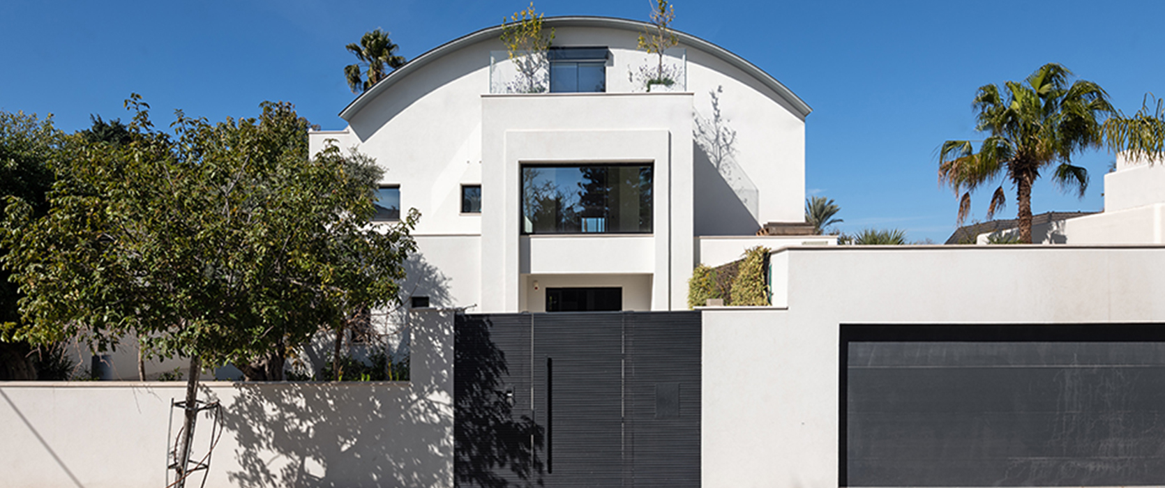 וילה בהרצליה פיתוח